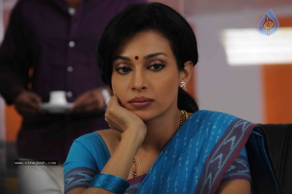 Aakasam lo Sagam Movie Stills  - 3 / 7 photos