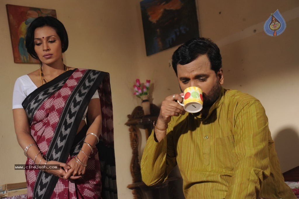 Aakasam Lo Sagam Stills & Wallpapers - 42 / 54 photos