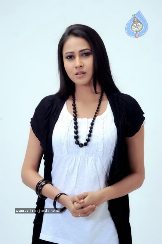 Aakasame Haddu Movie Stills - 10 / 19 photos