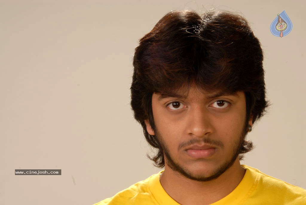 Aakasame Haddu Movie Stills - 8 / 35 photos