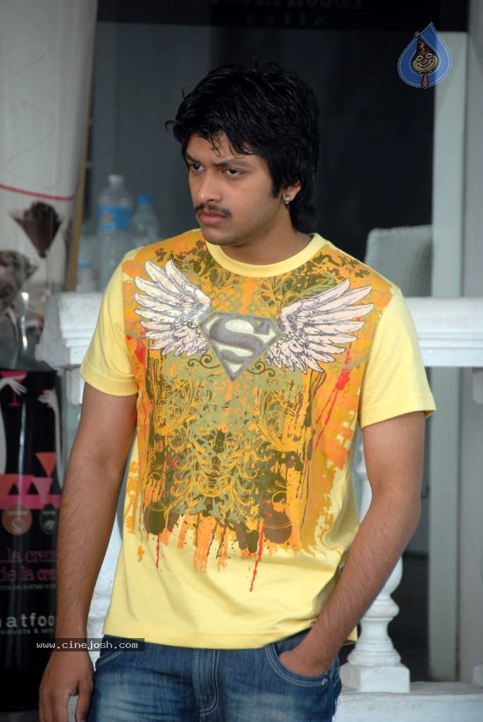 Aakasame Haddu Movie Stills - 34 / 35 photos