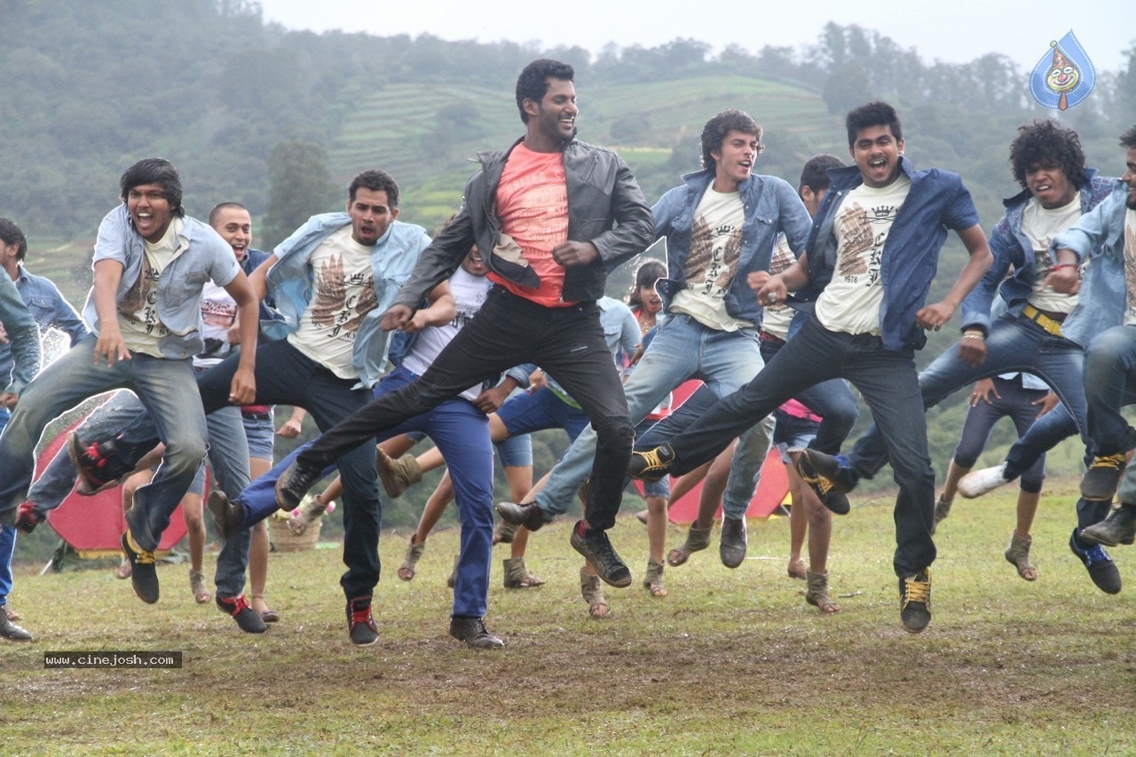Aambala Tamil Movie Stills - 23 / 26 photos