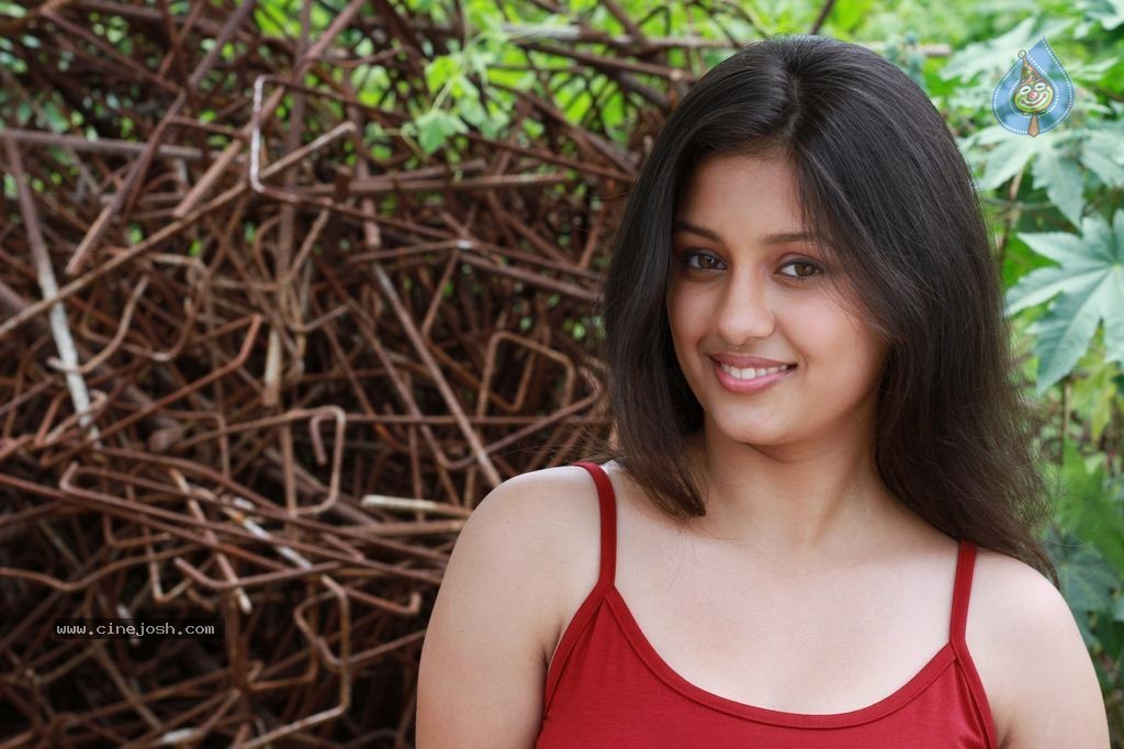Aavi Kumar Movie Shooting Spot Stills - 25 / 40 photos