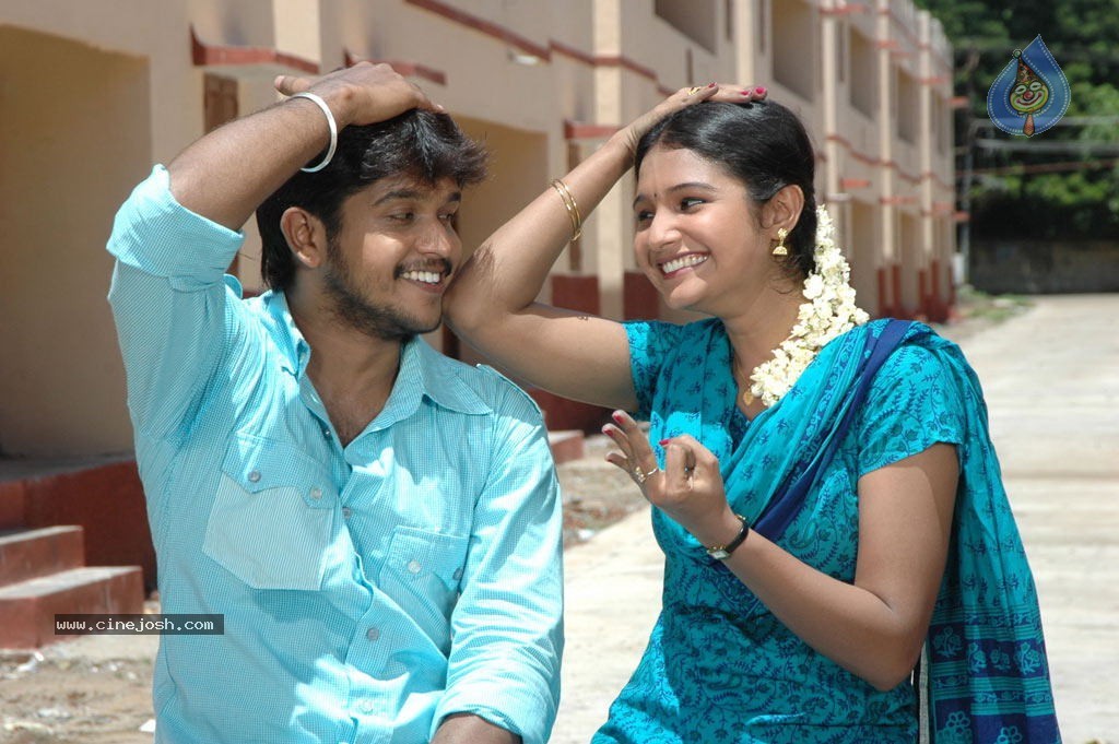 Aayiram Muthangaludan Thenmozhi Tamil Movie Stills - 14 / 47 photos