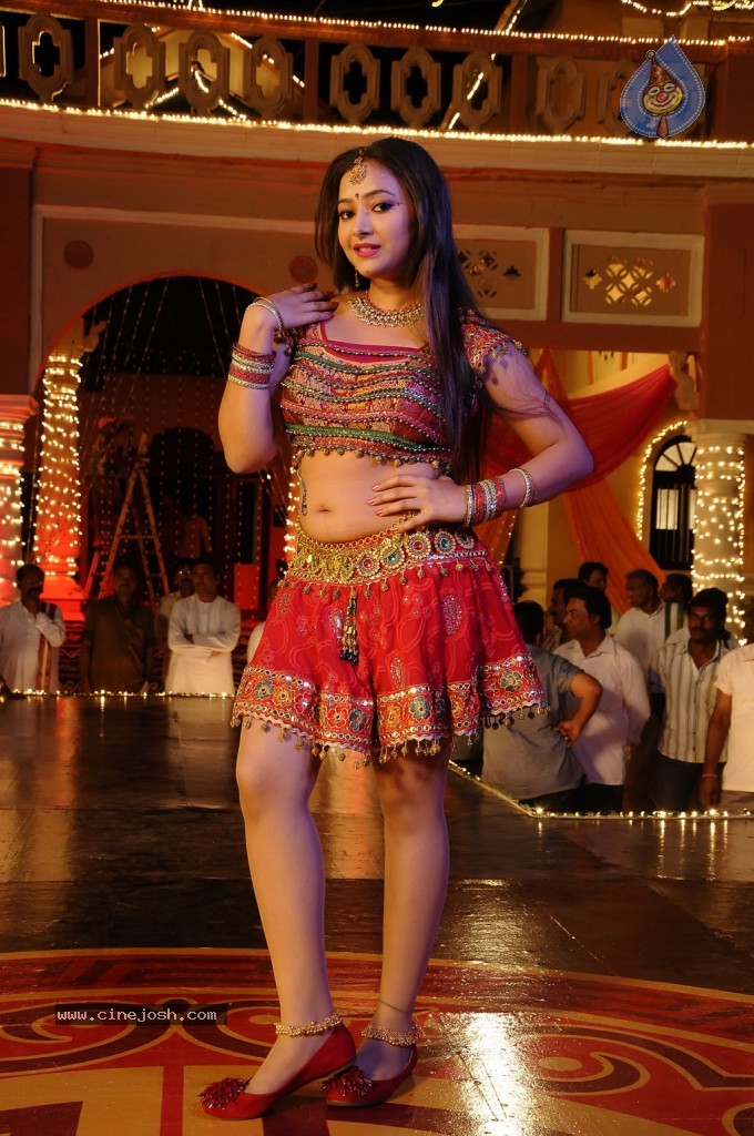 Acham Thavir Tamil Movie Stills - 8 / 65 photos