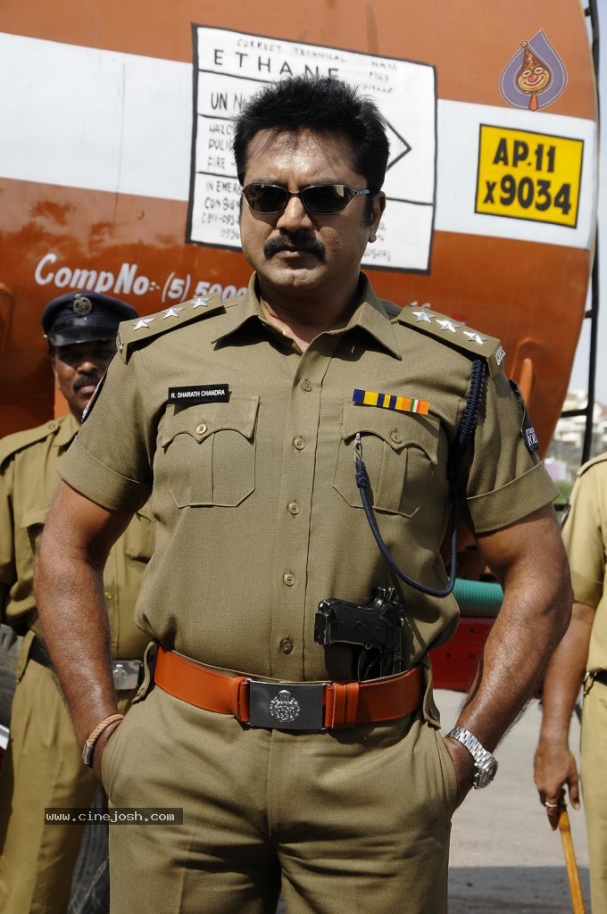 Acham Thavir Tamil Movie Stills - 53 / 65 photos