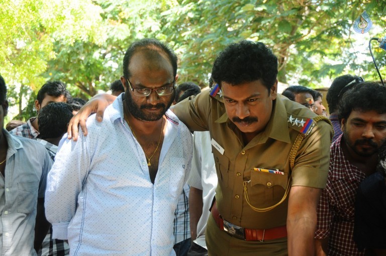 Achamindri Tamil Movie Photos - 7 / 42 photos