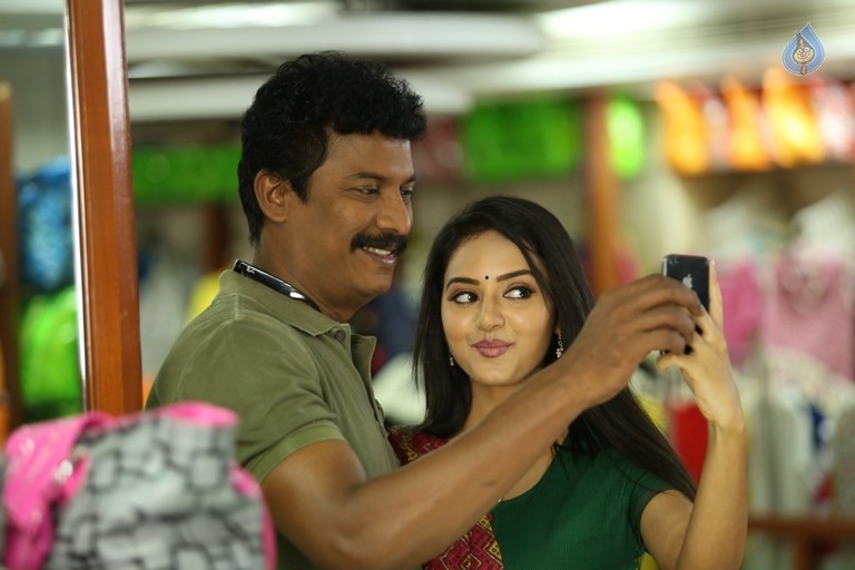 Achamindri Tamil Movie Photos - 35 / 42 photos
