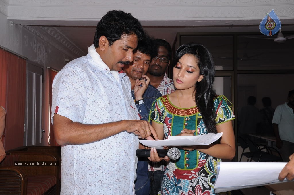 Action 3D Movie Stills - 52 / 127 photos