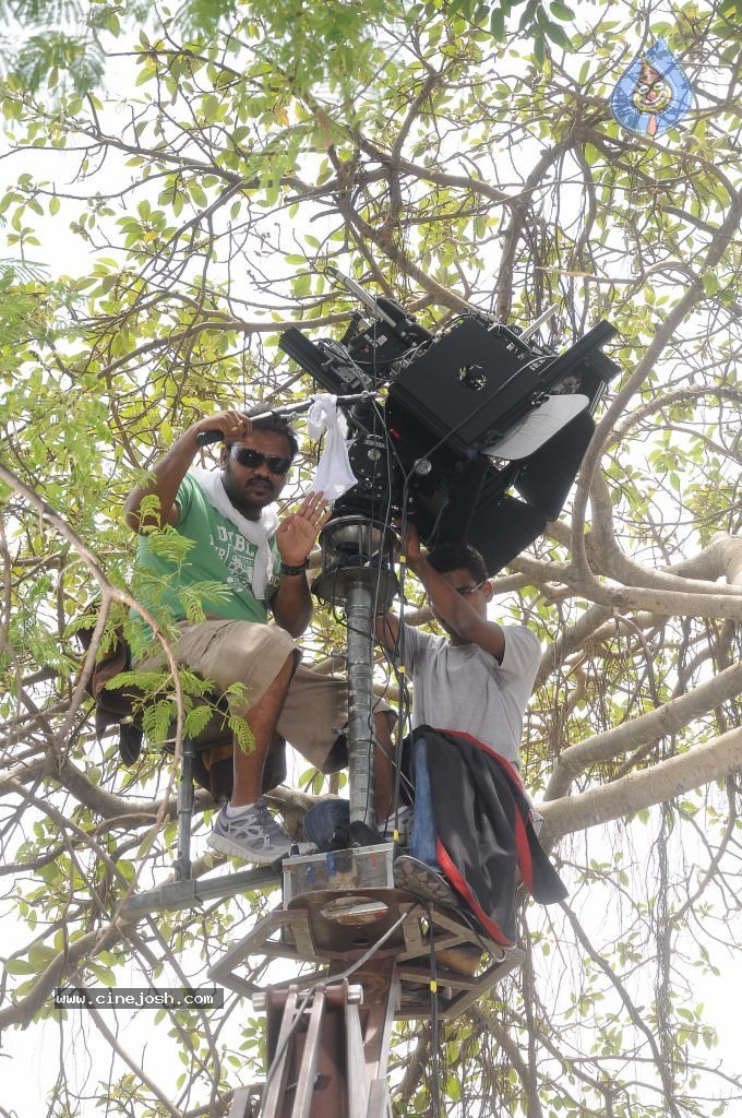 Action 3D Movie Stills - 77 / 127 photos