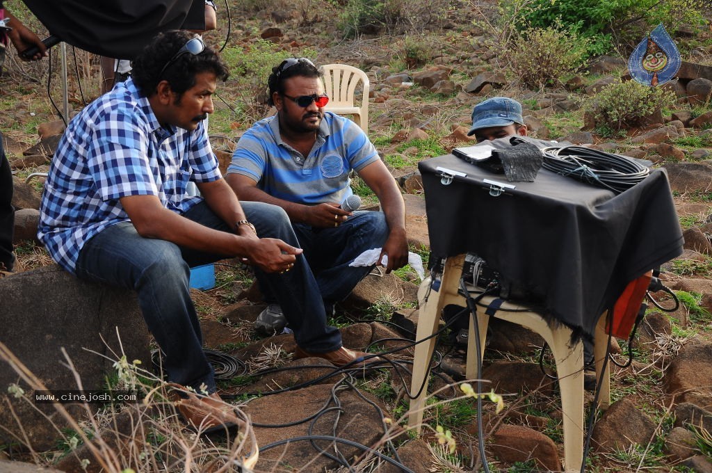 Action 3D Movie Stills - 85 / 127 photos