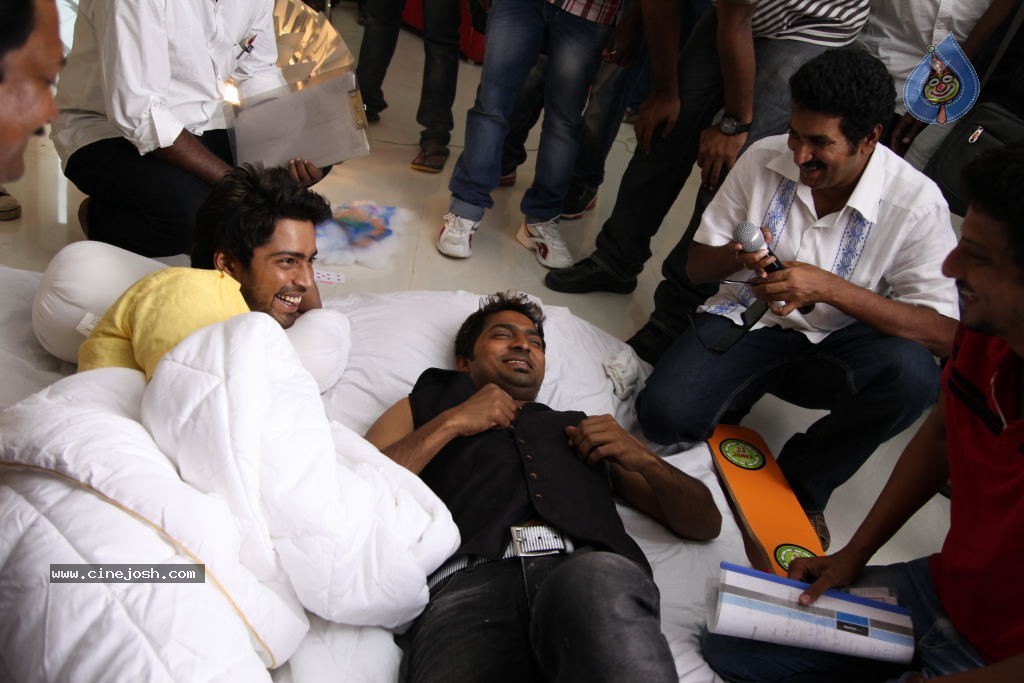 Action 3D Movie Stills - 88 / 127 photos