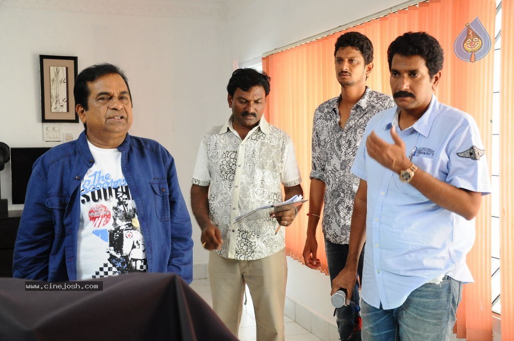 Action 3D Movie Stills - 106 / 127 photos