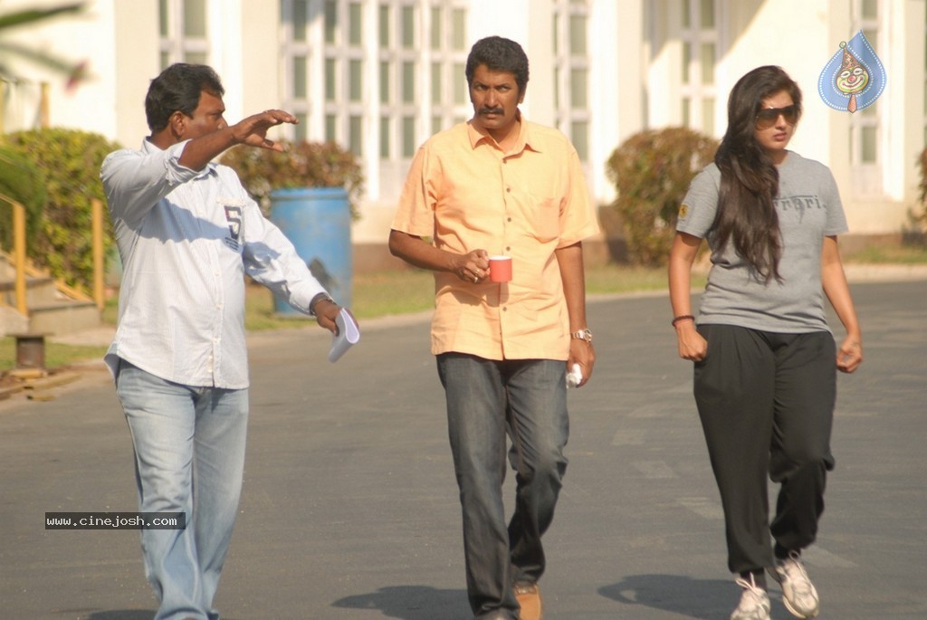 Action 3D Working Stills n Walls - 10 / 42 photos