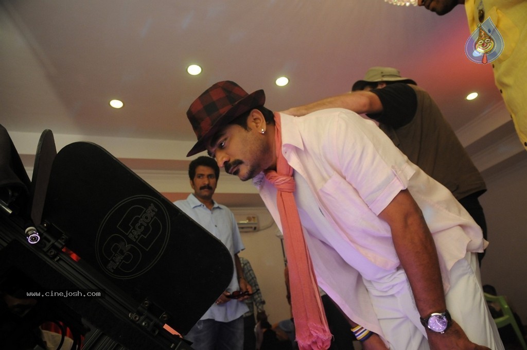 Action 3D Working Stills n Walls - 14 / 42 photos