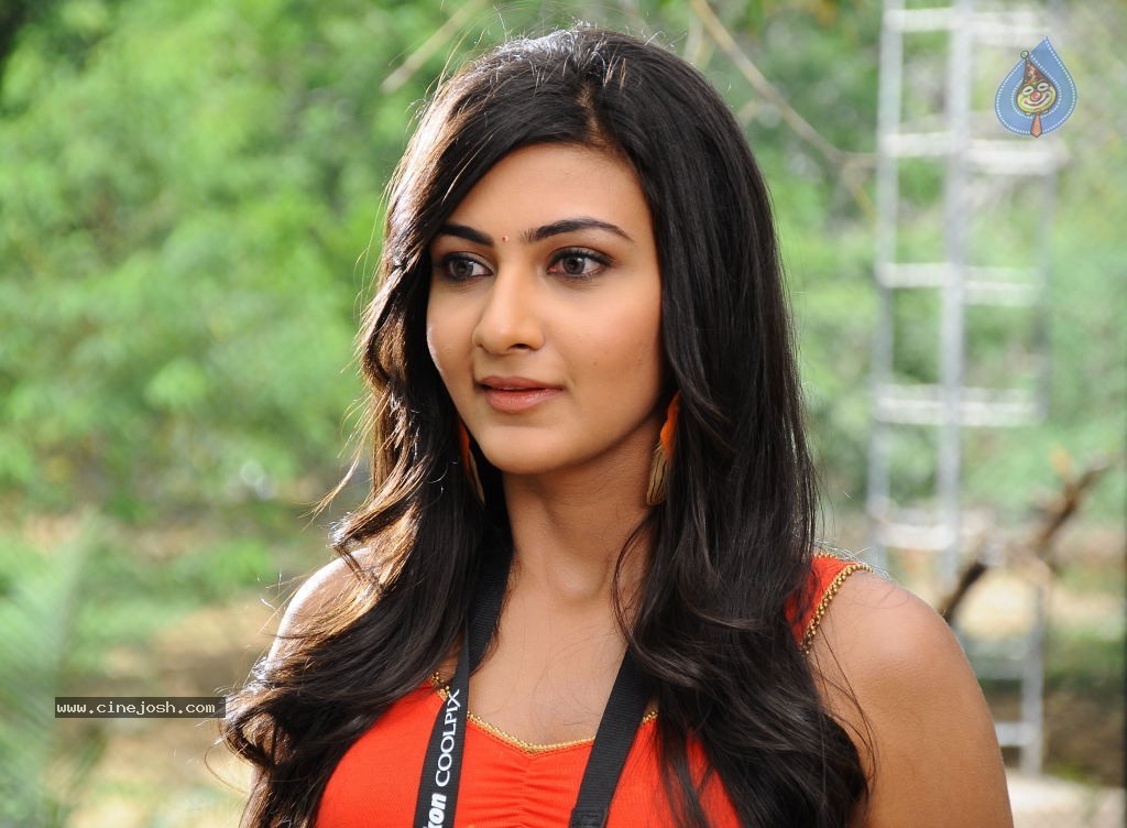 Action Movie New Stills - 20 / 29 photos