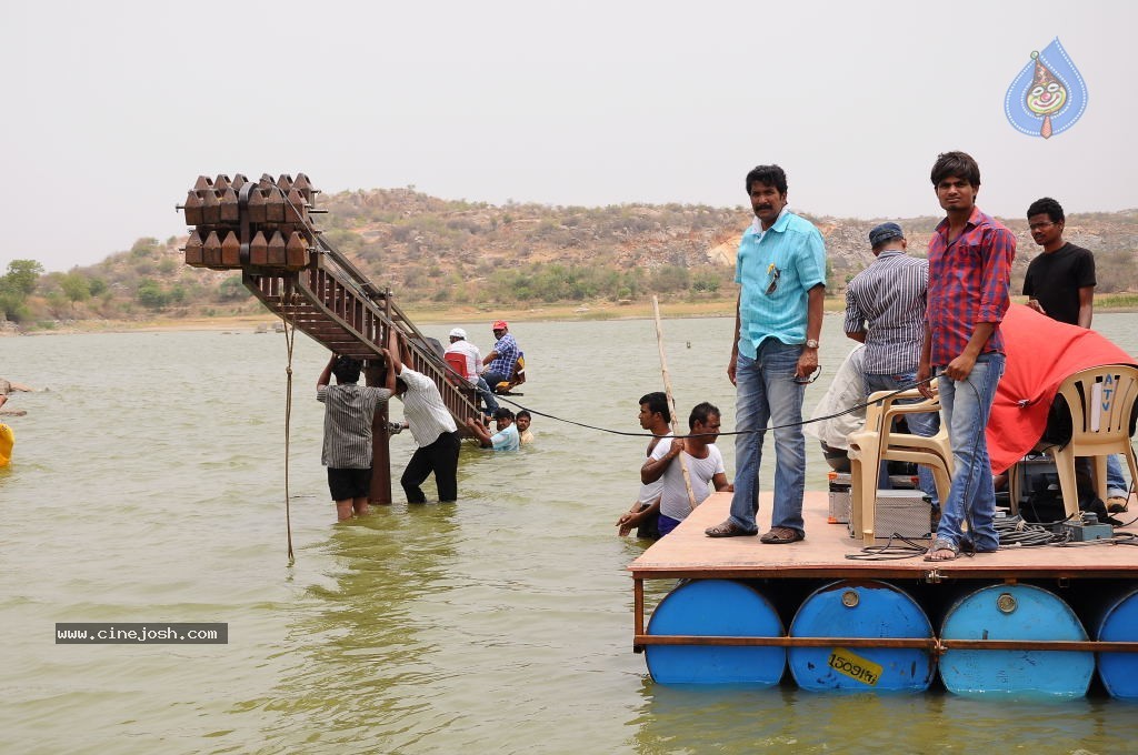 Action Movie New Stills - 28 / 29 photos