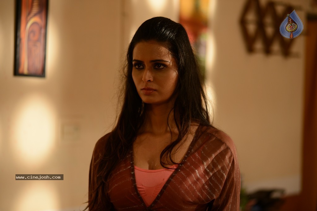 Adavi Kaachina Vennela Stills - 2 / 12 photos