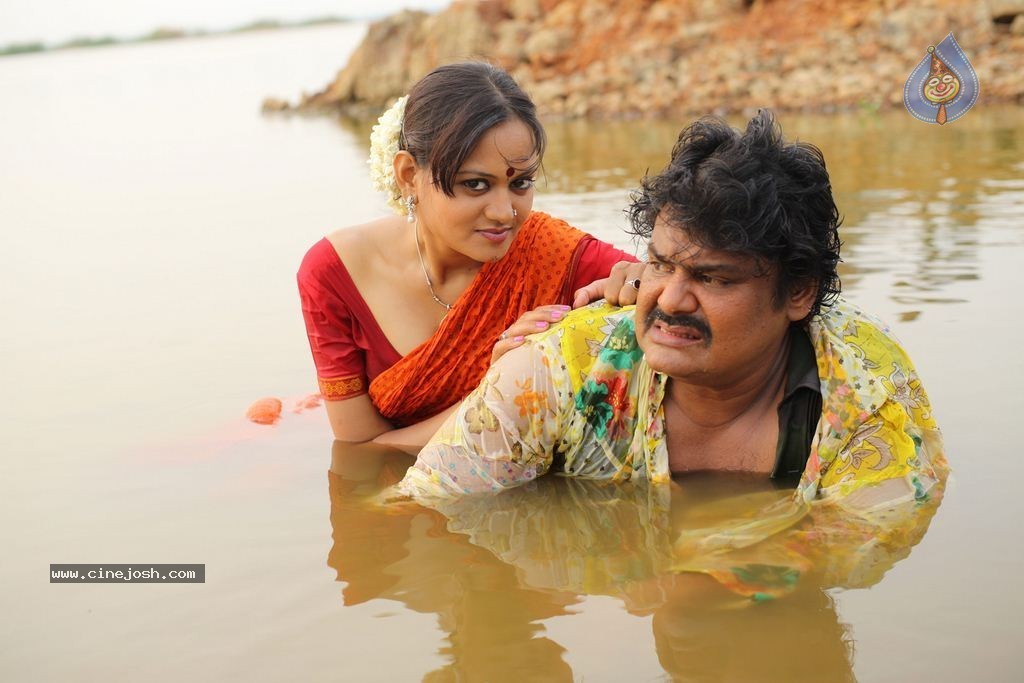 Adhiradi Tamil Movie Pics - 7 / 17 photos