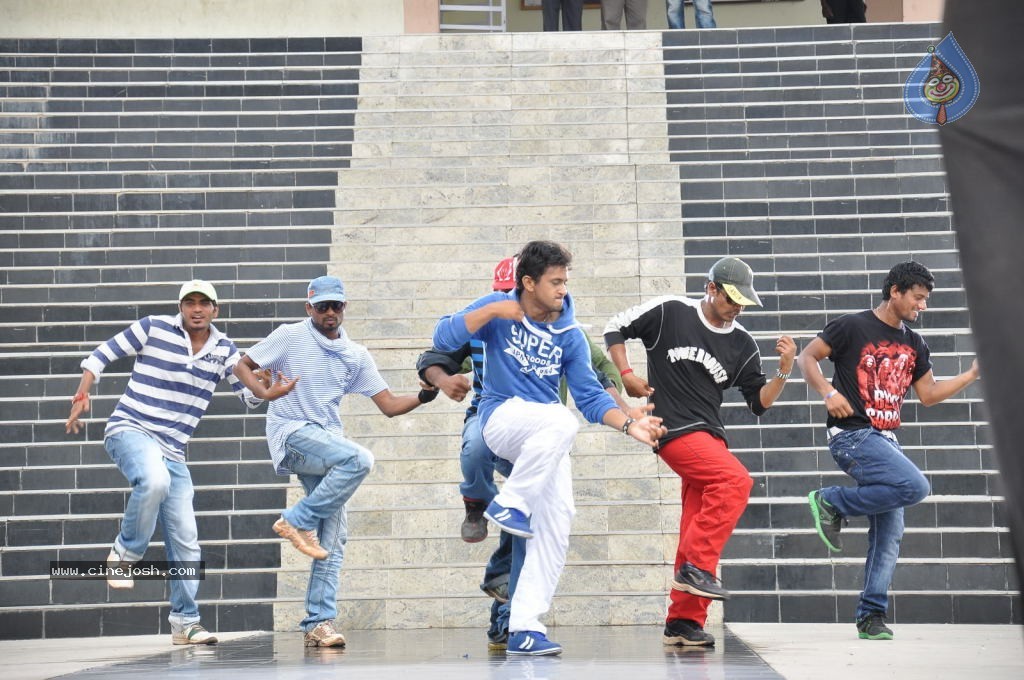 Adi Lekka Movie Stills - 58 / 99 photos