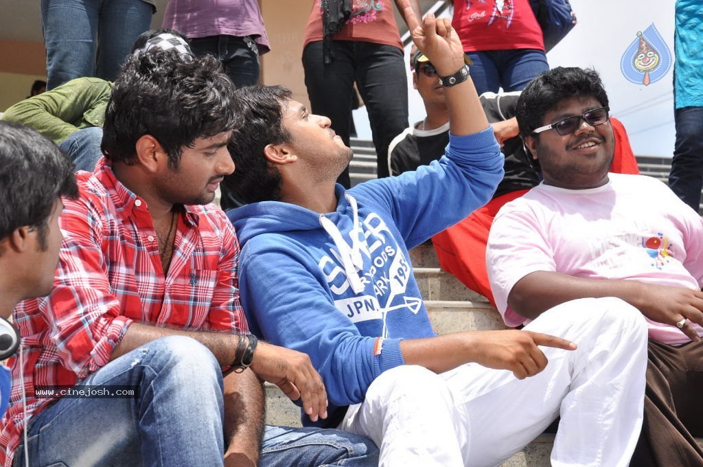 Adi Lekka Movie Stills - 75 / 99 photos