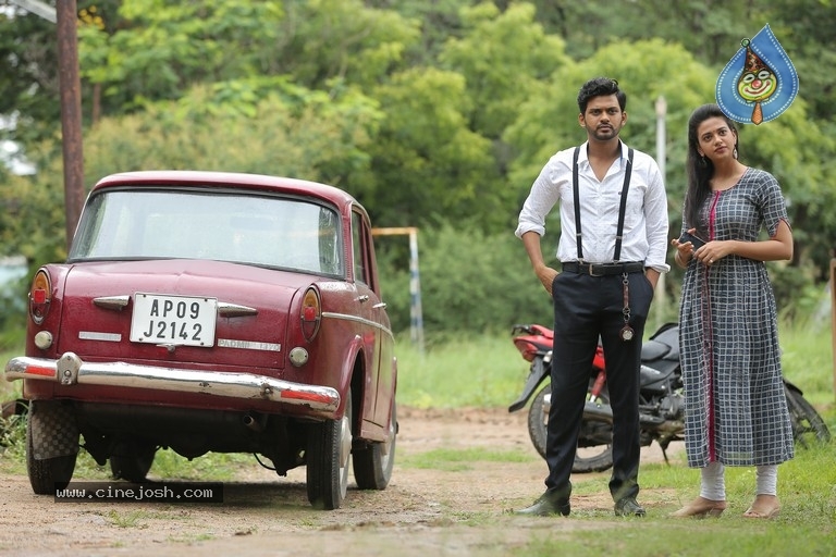 Agent Sai Srinivasa Athreya Movie Stills - 1 / 3 photos