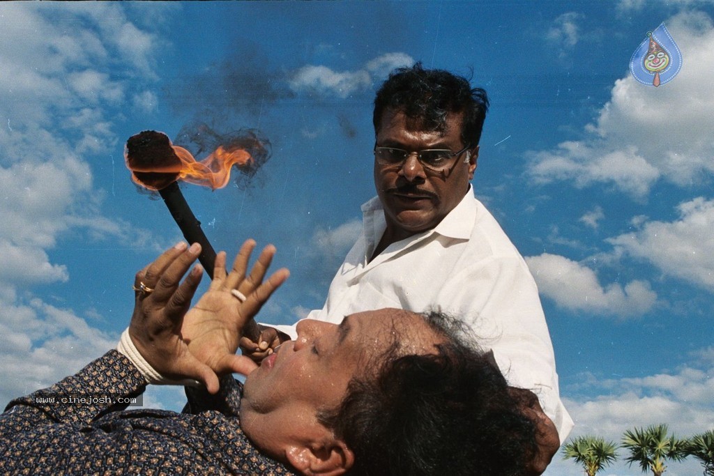 Aggiravva Movie Hot Stills - 38 / 64 photos