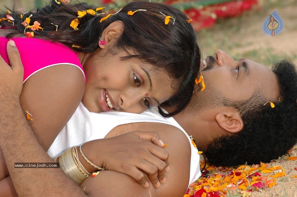 Aggiravva Movie Hot Stills - 48 / 64 photos