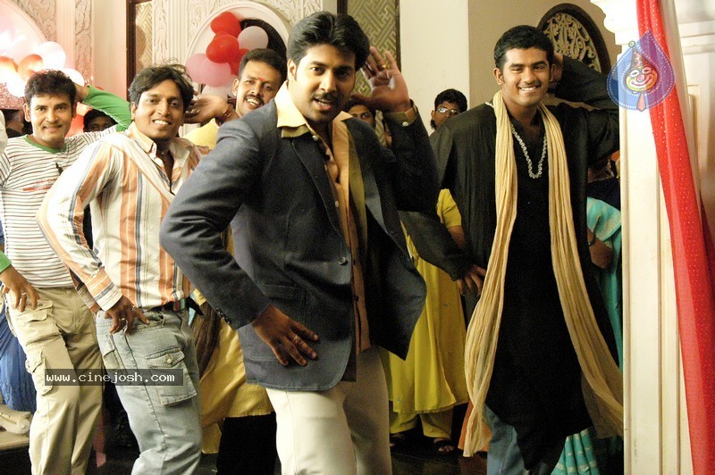 Aaha Entha Andam Movie Stills - 5 / 25 photos