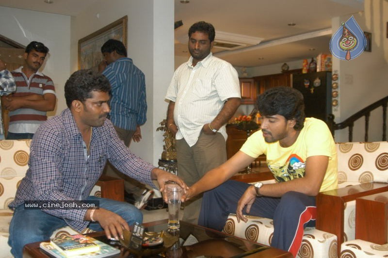 Aha Naa Pellanta Movie New Stills - 31 / 42 photos