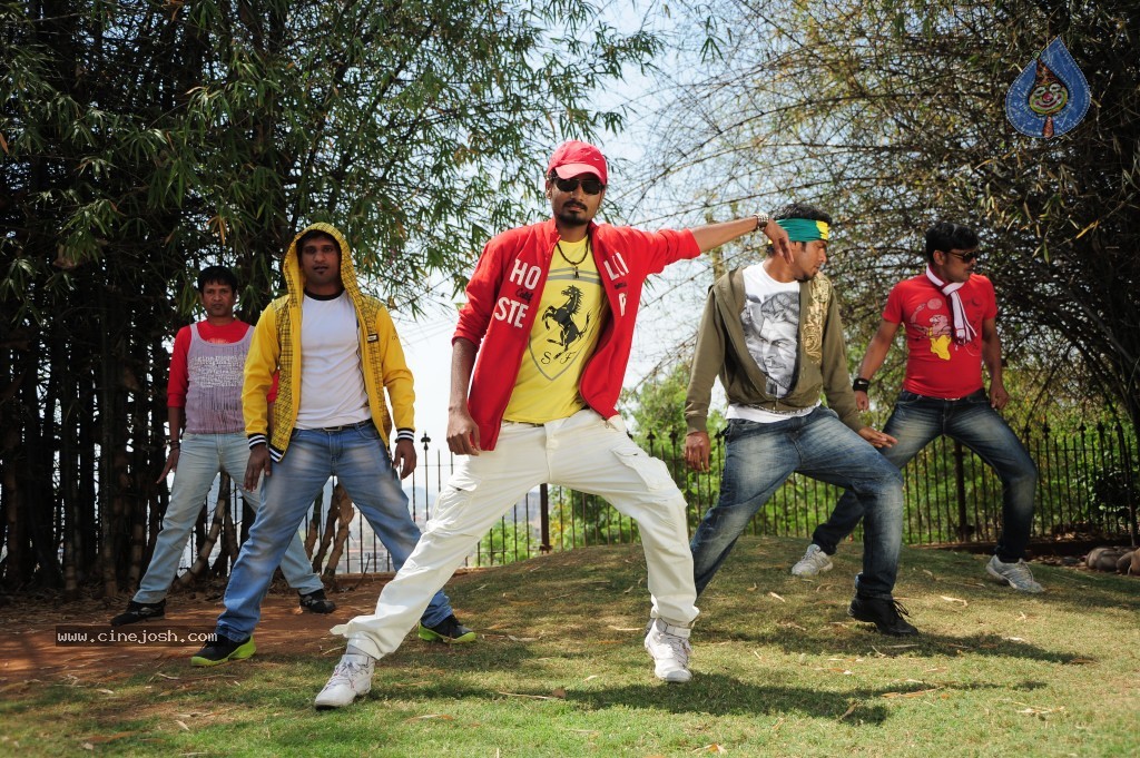Aha Naa Premanta Movie Stills - 31 / 46 photos