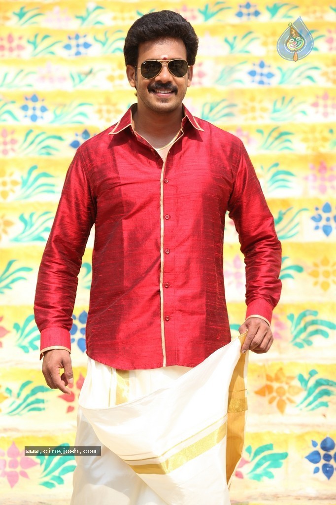 Aindhaam Thalaimurai Sidha Vaidhiya Sigamani Photos - 14 / 27 photos