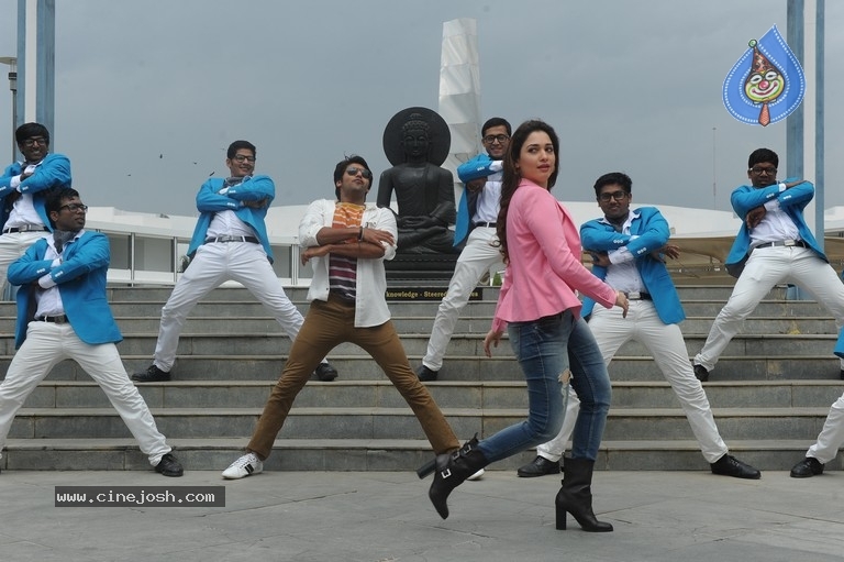 Aishwaryabhimasthu Movie Stills - 17 / 41 photos