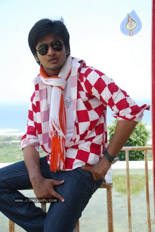 Alasyam Amrutham Movie Latest Stills - 21 / 31 photos