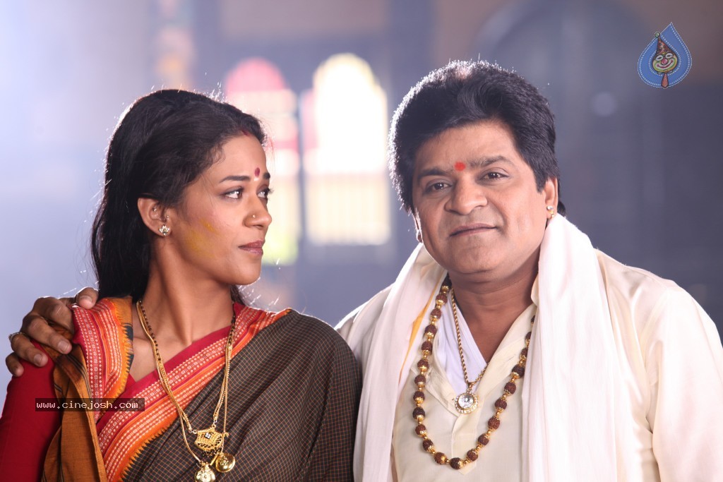 Ali with Mumaith Khan Stills - 35 / 150 photos