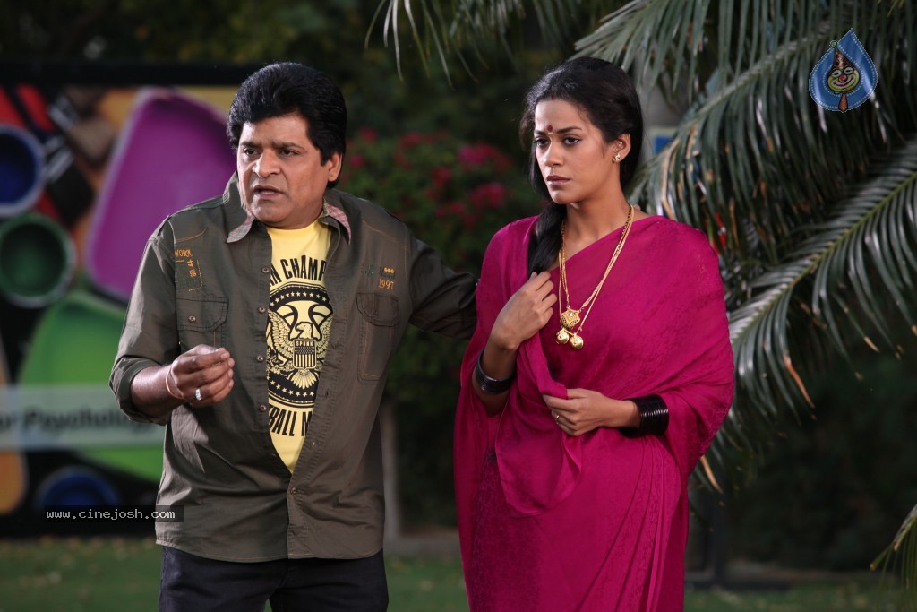 Ali with Mumaith Khan Stills - 90 / 150 photos