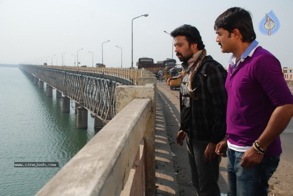 All The Best Movie Latest Stills - 48 / 103 photos