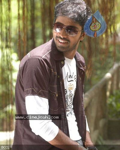Allari Naresh New Movie Gallery - 4 / 9 photos