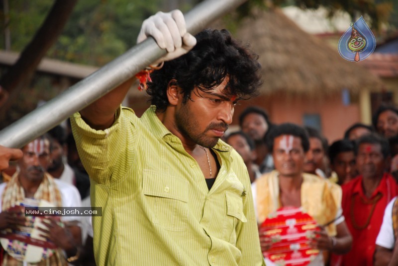 Allari Naresh new movie stills - 40 / 46 photos