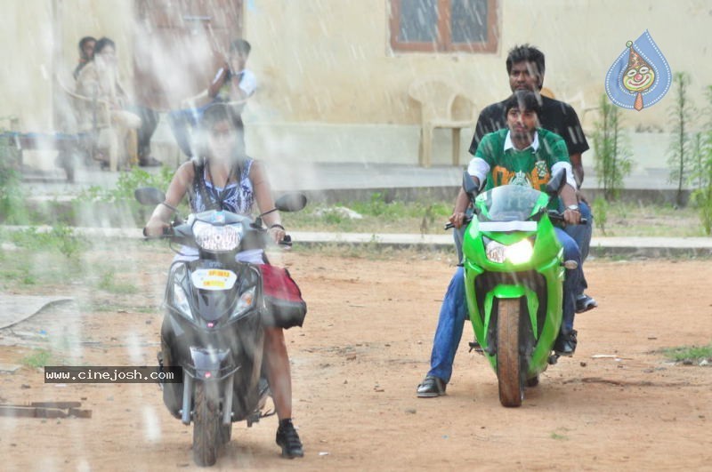 Allari Naresh In Wellfare Creations Movie Working Stills - 10 / 43 photos