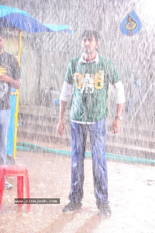 Allari Naresh In Wellfare Creations Movie Working Stills - 18 / 43 photos