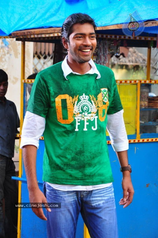 Allari Naresh In Wellfare Creations Movie Working Stills - 21 / 43 photos