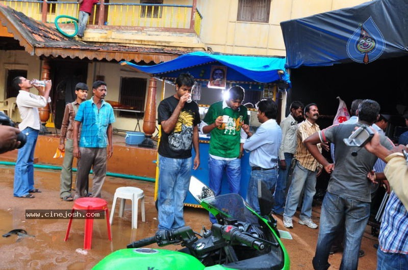 Allari Naresh In Wellfare Creations Movie Working Stills - 31 / 43 photos