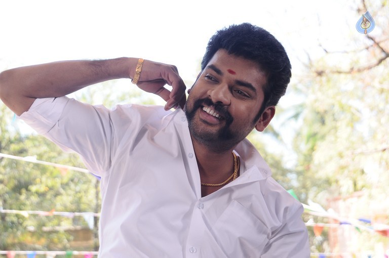 Alludu Singam Movie Photos - 3 / 5 photos