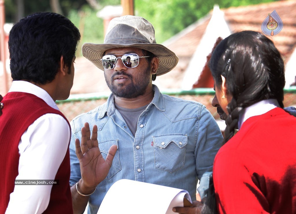 Amara Kaaviyam Tamil Movie Stills - 3 / 55 photos