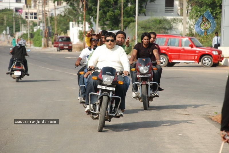 Amayakudu Movie New Stills - 61 / 101 photos