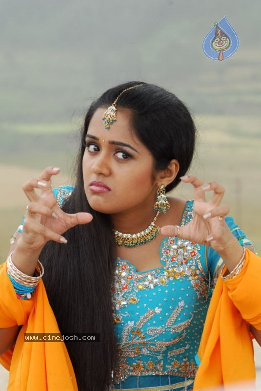 Amayakudu Movie New Stills - 78 / 101 photos