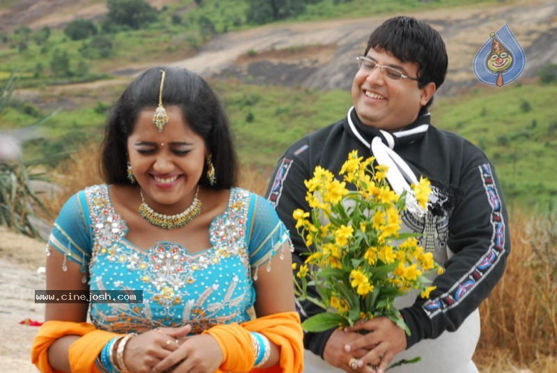 Amayakudu Movie New Stills - 100 / 101 photos