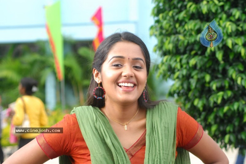 Amayakudu Movie Stills - 20 / 69 photos