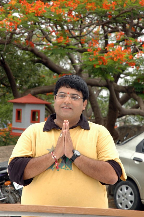 Amayakudu Movie Stills - 13 / 54 photos